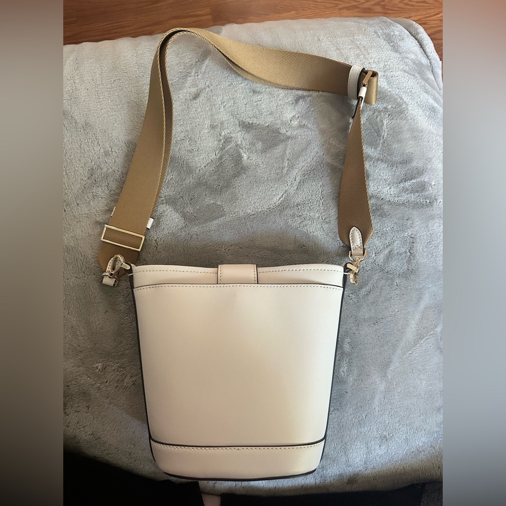 Kate Spade Audrey mini bucket white shoulder bag - Picture 7 of 9